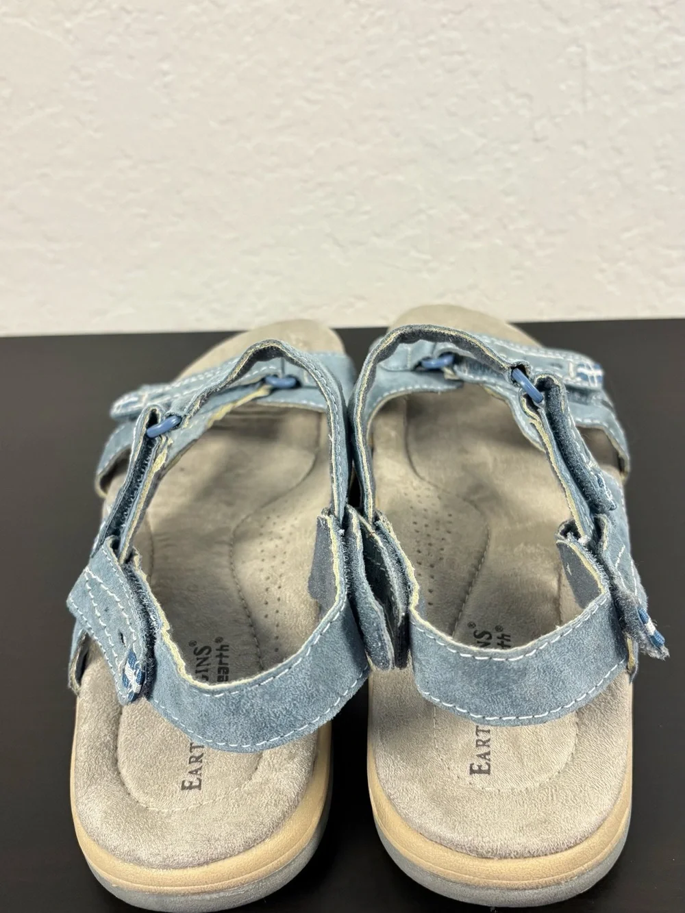 Earth Origins Light Blue Suede Comfort Casual Sandals Leather Straps Hiking